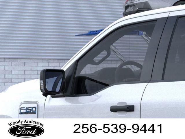 2025 Ford F-150 Lightning XLT photo 19