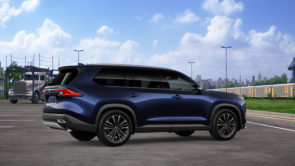 2026 Toyota Grand Highlander Hybrid MAX Platinum AWD photo 9