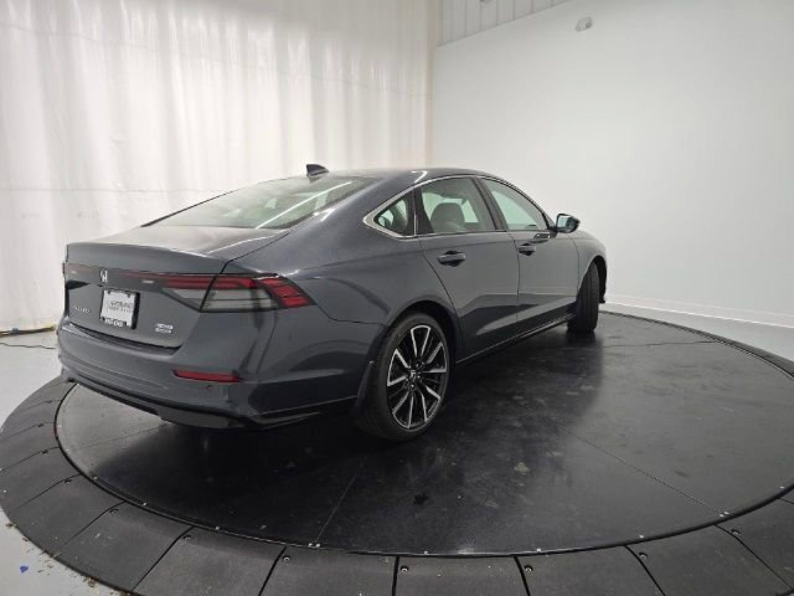 2025 Honda Accord Hybrid Touring photo 25