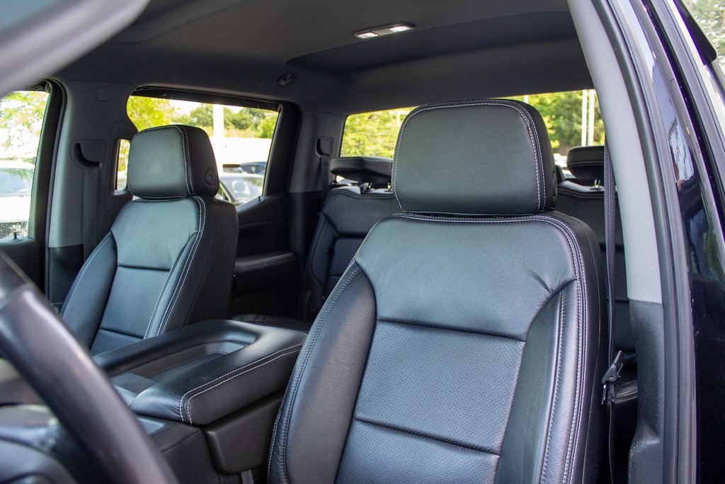 2020 Chevrolet Silverado 1500 RST photo 12