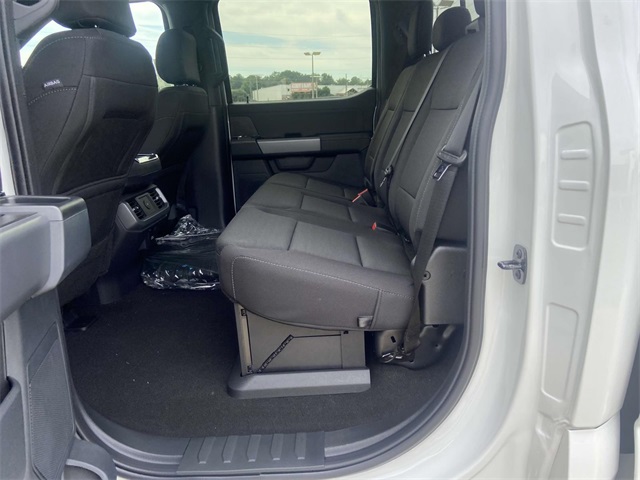 2025 Ford F-150 XLT photo 8