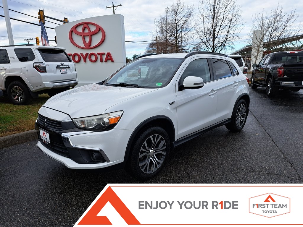 2016 Mitsubishi Outlander Sport's photo