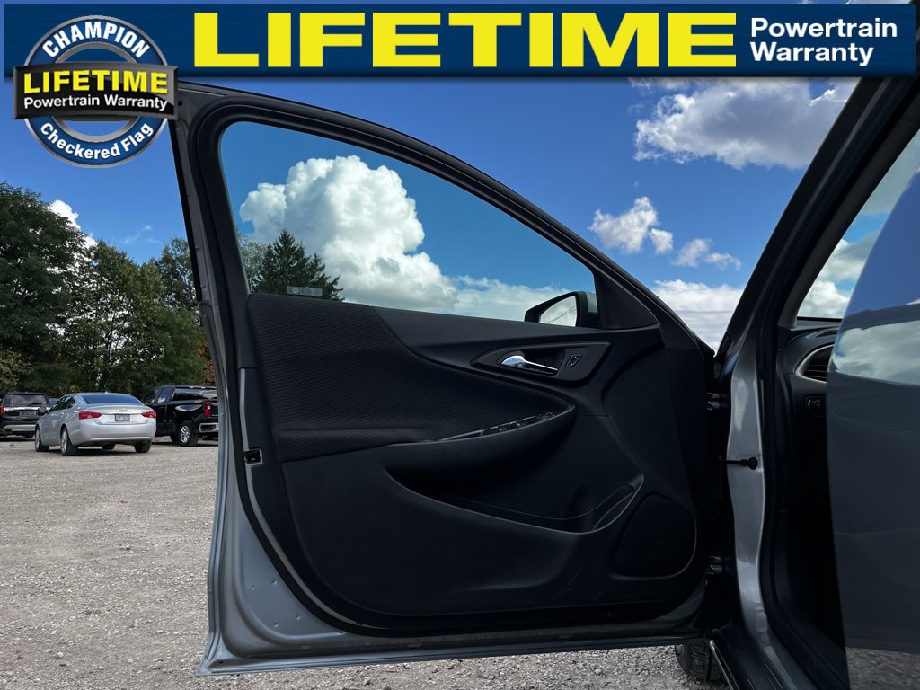 2024 Chevrolet Malibu 1LT photo 10