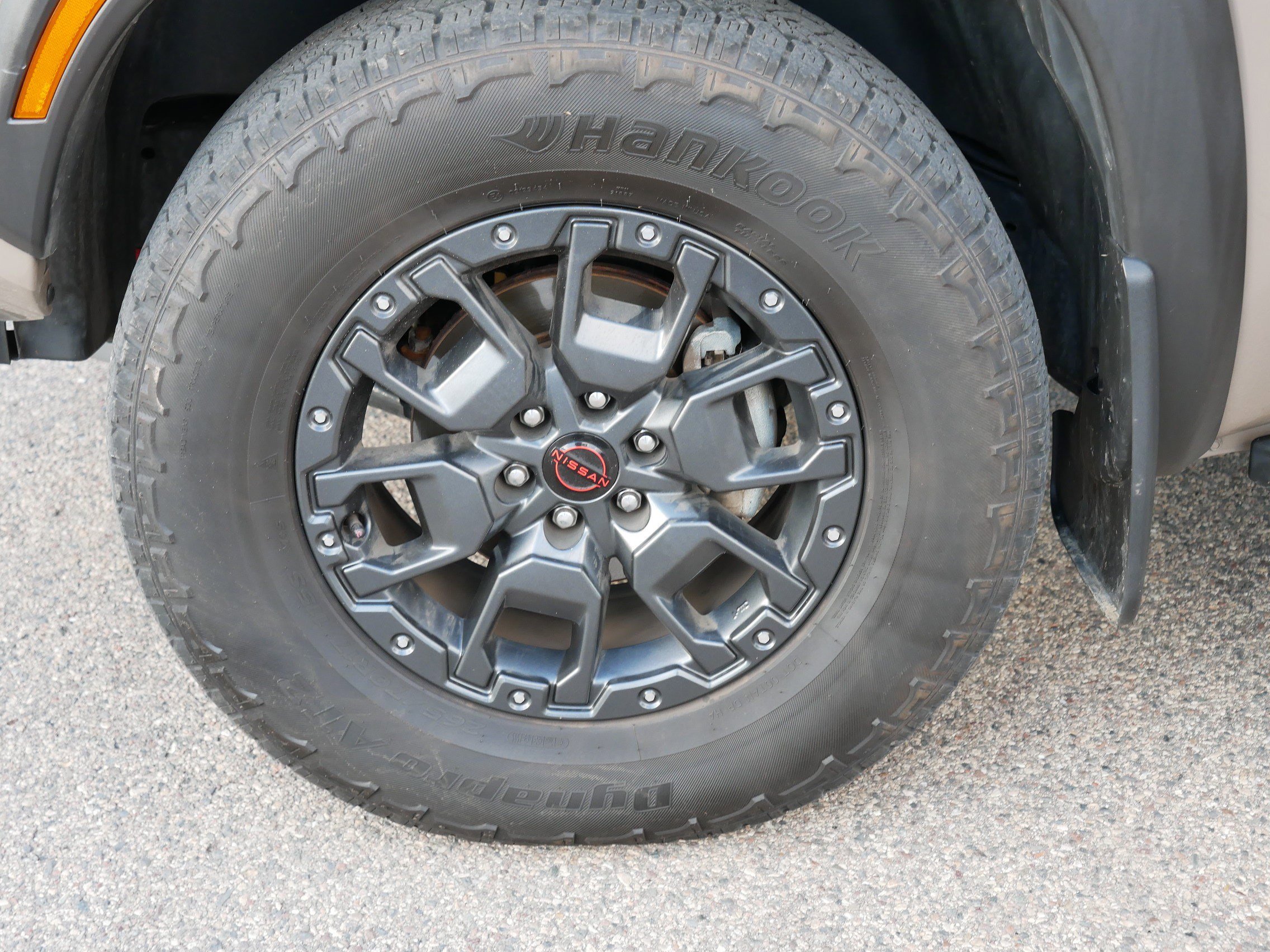 2023 Nissan Frontier PRO-4X photo 12