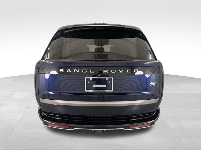 2023 Land Rover Range Rover SE photo 5