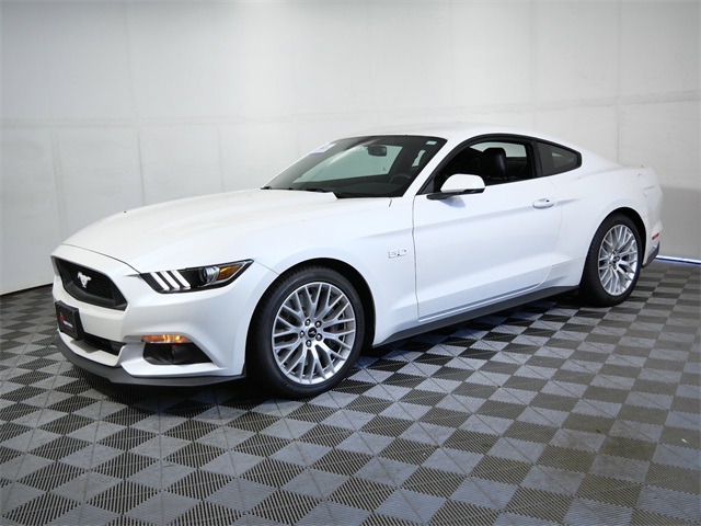 2017 Ford Mustang GT Premium photo 5