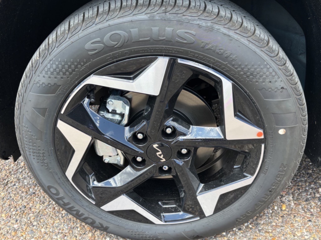 2026 Kia Seltos S photo 9