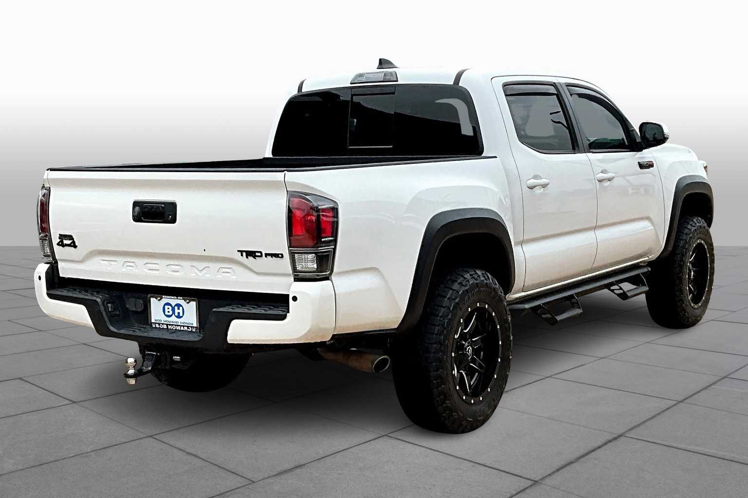 2020 Toyota Tacoma TRD Pro photo 11