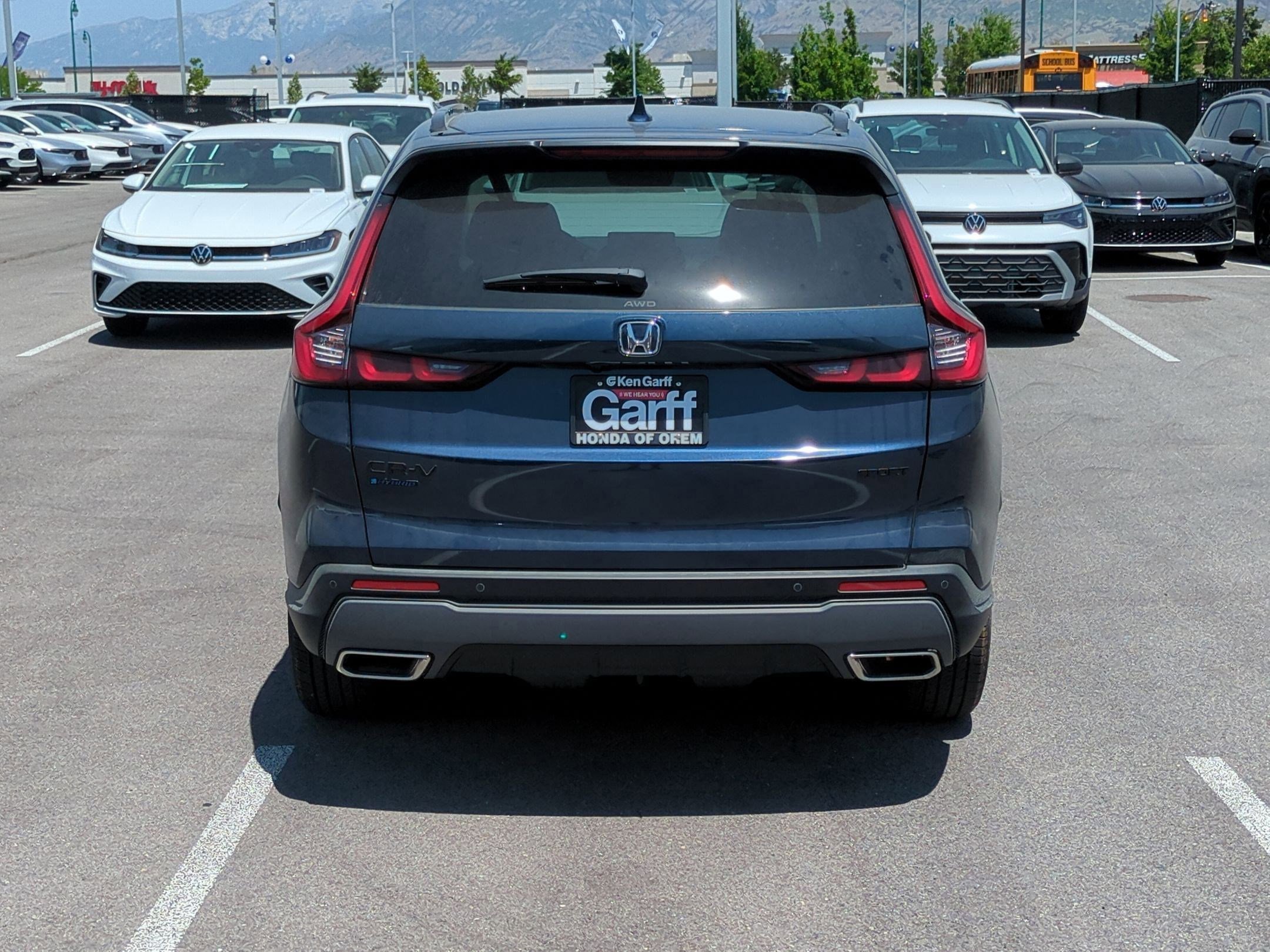 2026 Honda CR-V Hybrid Sport-L photo 2