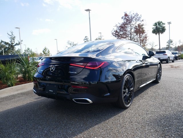 2025 Mercedes Benz CLE 300 4MATIC Coupe photo 4