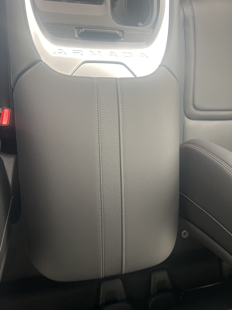 2025 Nissan Armada SV photo 16