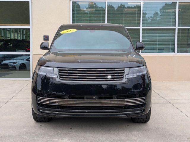 2024 Land Rover Range Rover SV photo 2