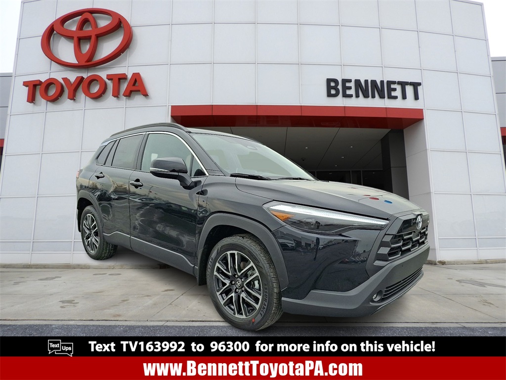 2026 Toyota Corolla Cross XLE's photo