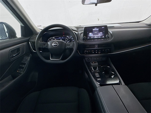 2025 Nissan Rogue S photo 8
