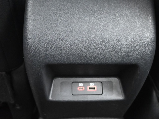 2022 Nissan Altima 2.5 SR photo 12