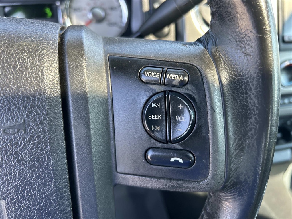 2009 Ford F-250 FX4 photo 22