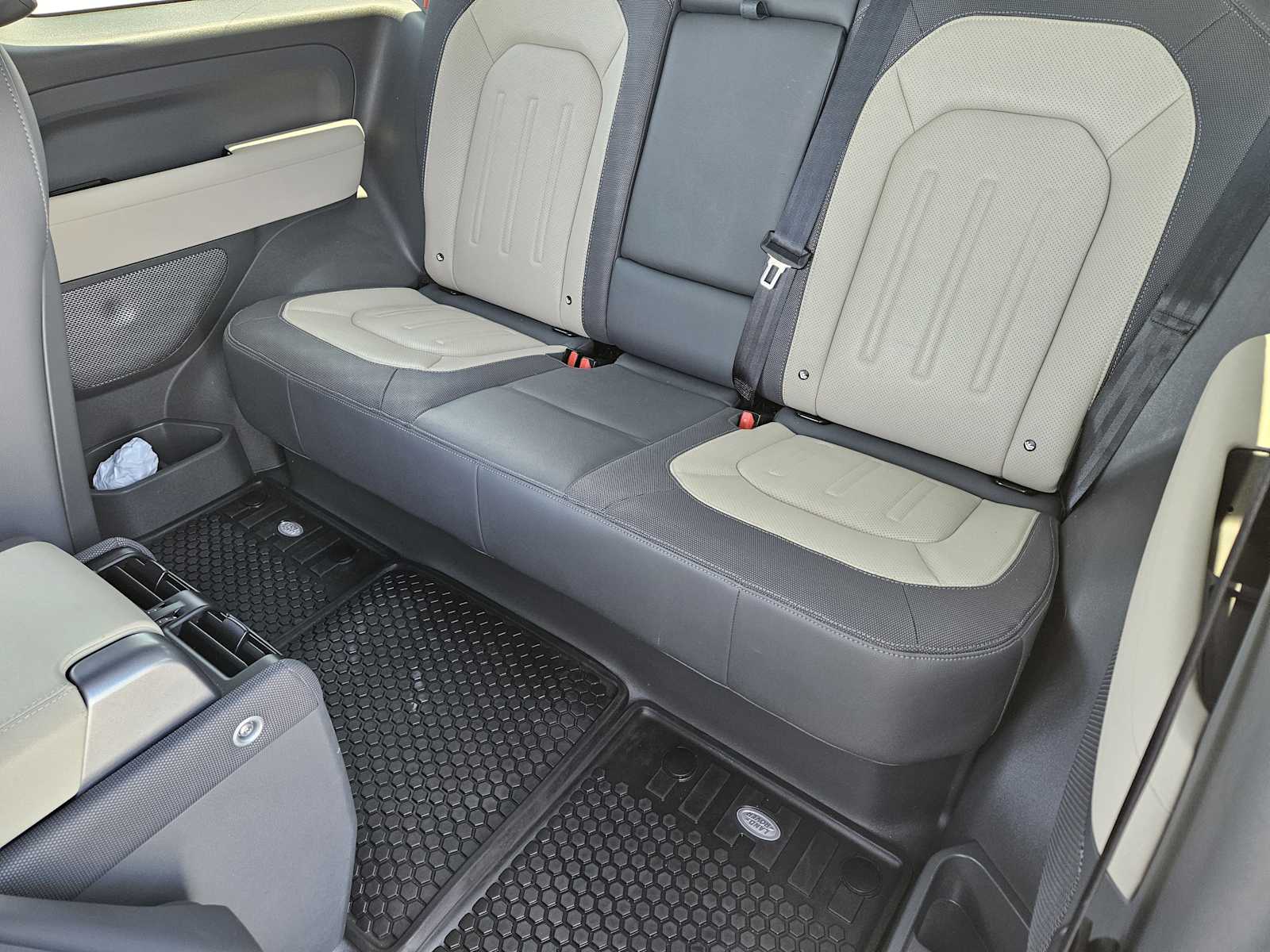 2022 Land Rover Defender X-Dynamic S photo 50
