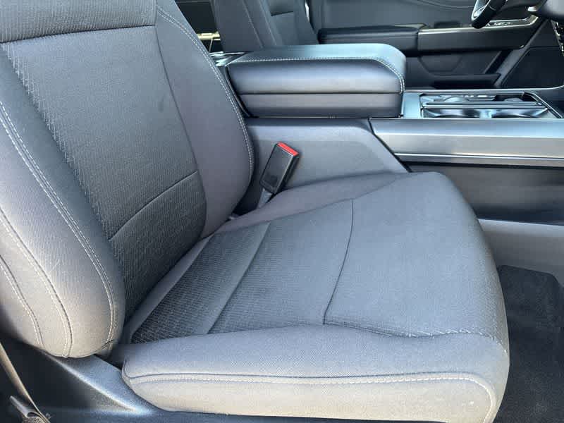 2024 Ford F-150 XLT photo 16