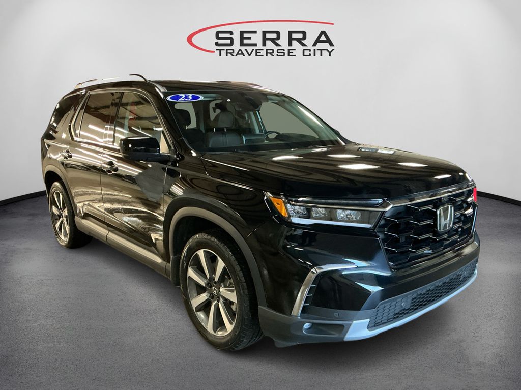2023 Honda Pilot Elite photo 3