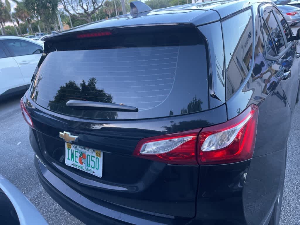 2021 Chevrolet Equinox LS photo 5