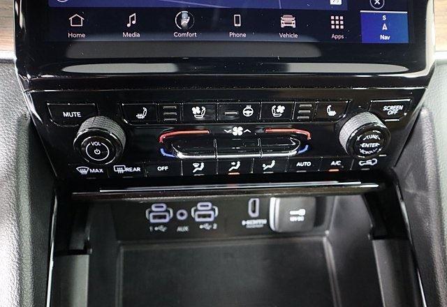 2024 Jeep Grand Cherokee Summit photo 36