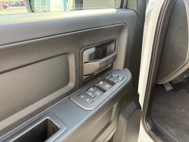 2026 Ram 3500 Tradesman photo 11