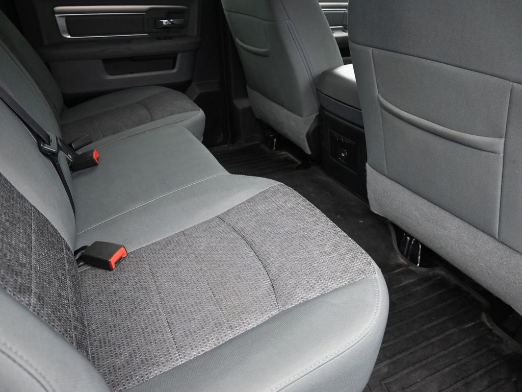 2016 Ram 1500 Big Horn photo 6
