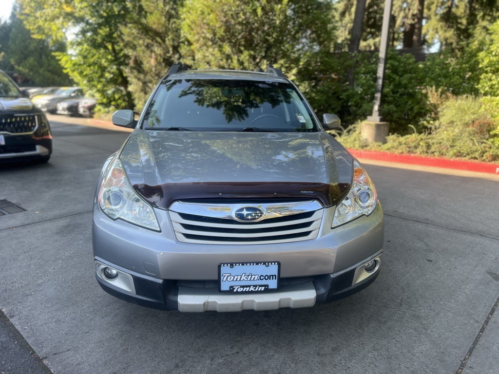 2010 Subaru Outback 2.5i photo 7