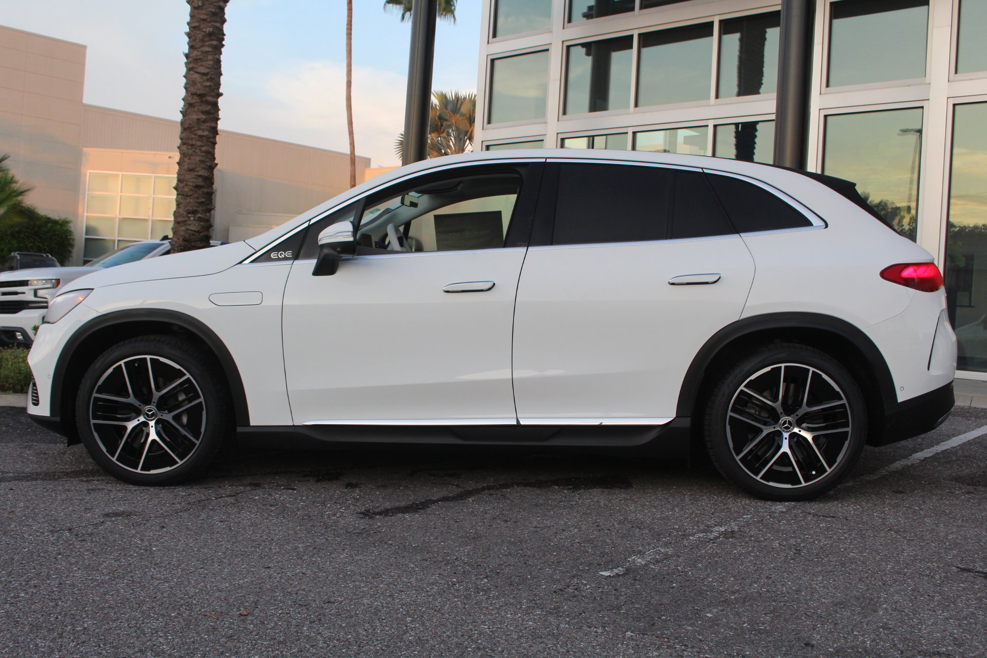 2026 Mercedes Benz EQE SUV 4MATIC photo 3