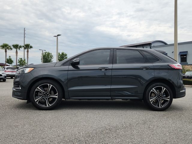2021 Ford Edge ST photo 3