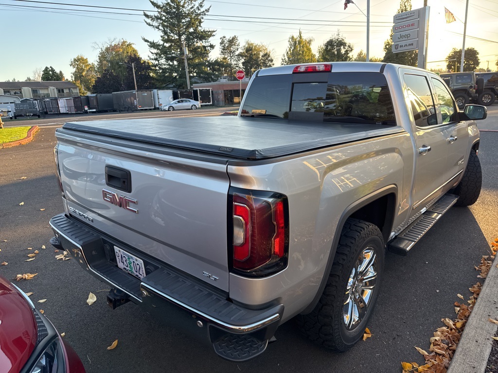 2017 Gmc Sierra 1500 SLT photo 3