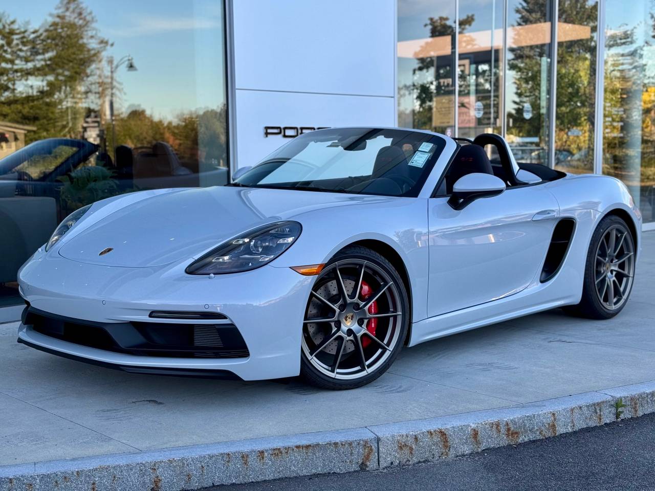 2025 Porsche 718
