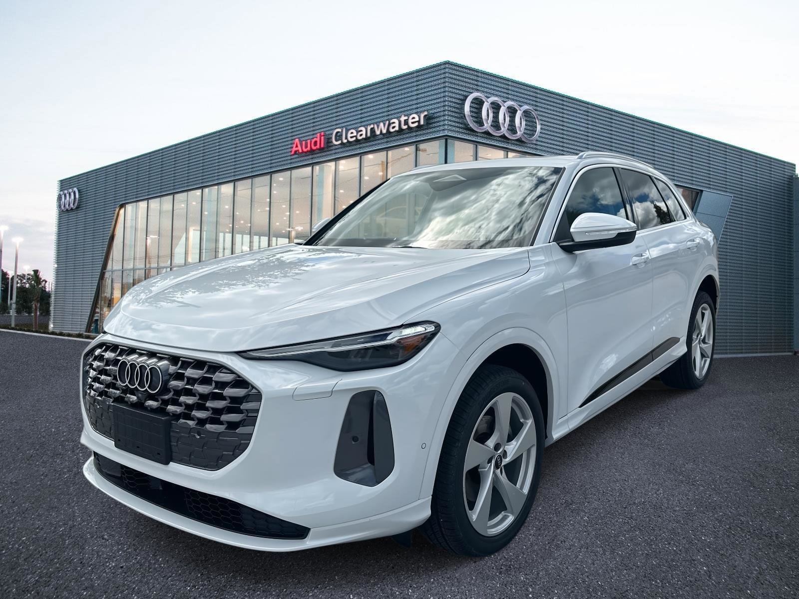 2025 Audi New Q5 Premium Plus's photo