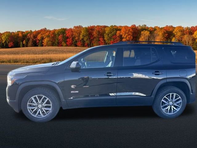 2017 Gmc Acadia SLE photo 2
