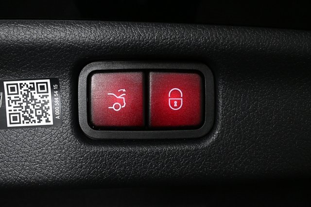2025 Mercedes Benz C 300 4MATIC photo 25