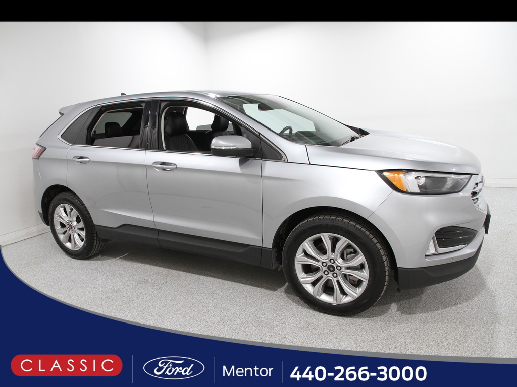 2024 Ford Edge Titanium's photo