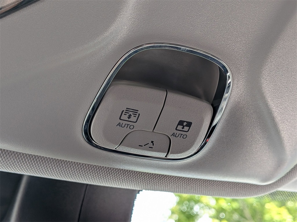 2022 Jeep Compass Limited photo 19