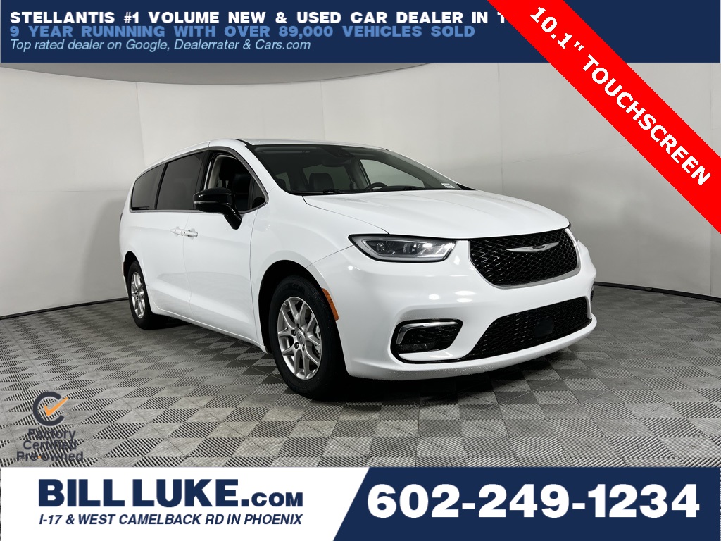 2024 Chrysler Pacifica Touring L's photo