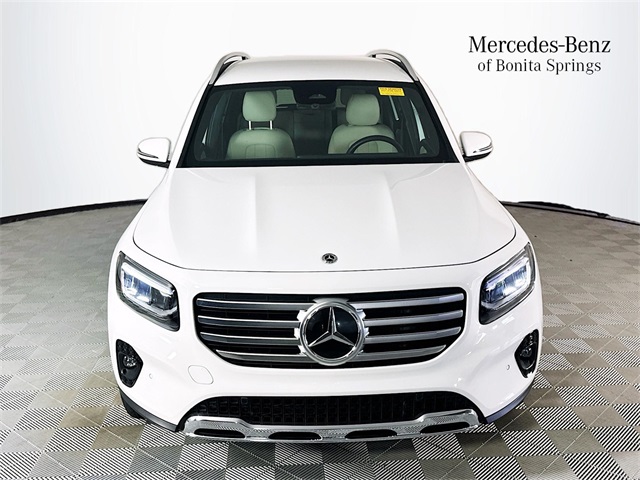 2025 Mercedes Benz GLB 250 photo 2
