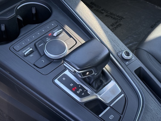 2019 Audi A4 2.0T Premium photo 14