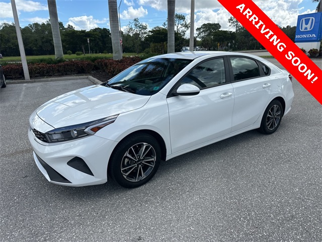 2023 Kia Forte LXS's photo