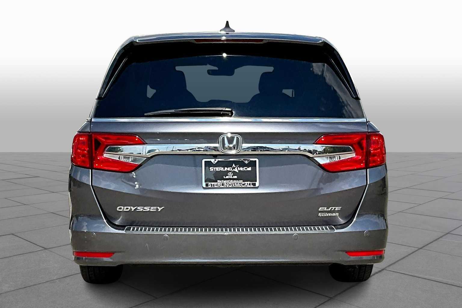 2020 Honda Odyssey Elite photo 4