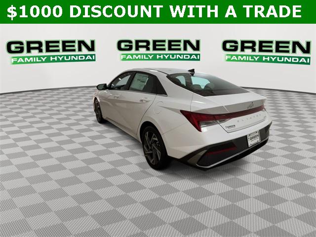 2025 Hyundai Elantra Limited photo 11