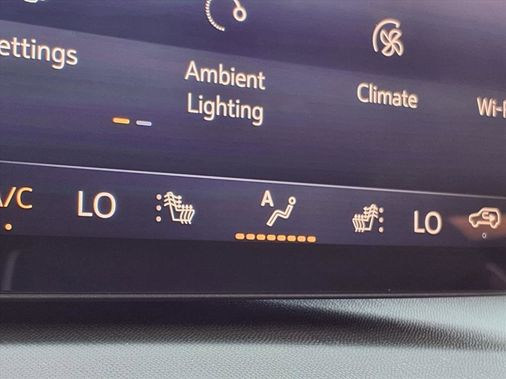 2026 Buick Enclave Sport Touring photo 4