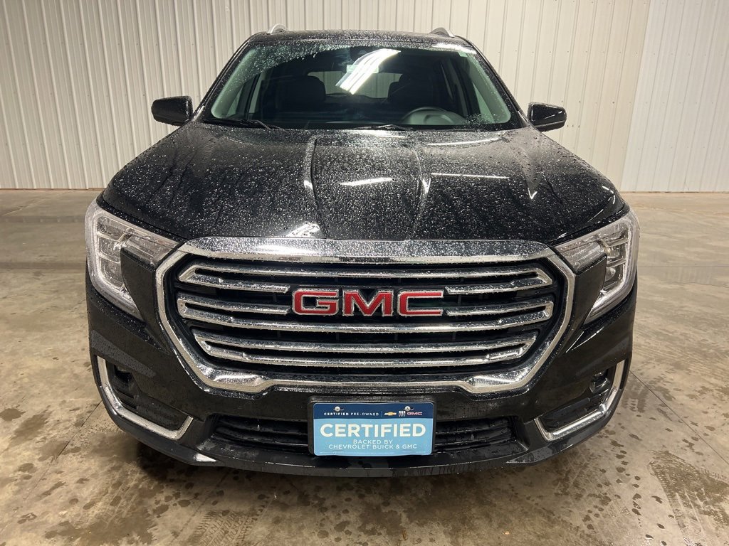 2024 Gmc Terrain SLT photo 2