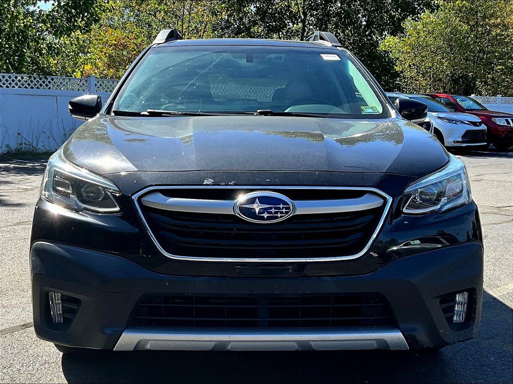2020 Subaru Outback Limited XT photo 2