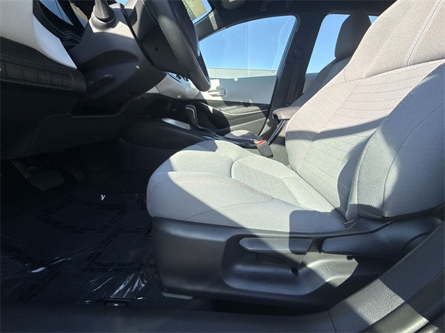 2025 Toyota Corolla SE photo 11