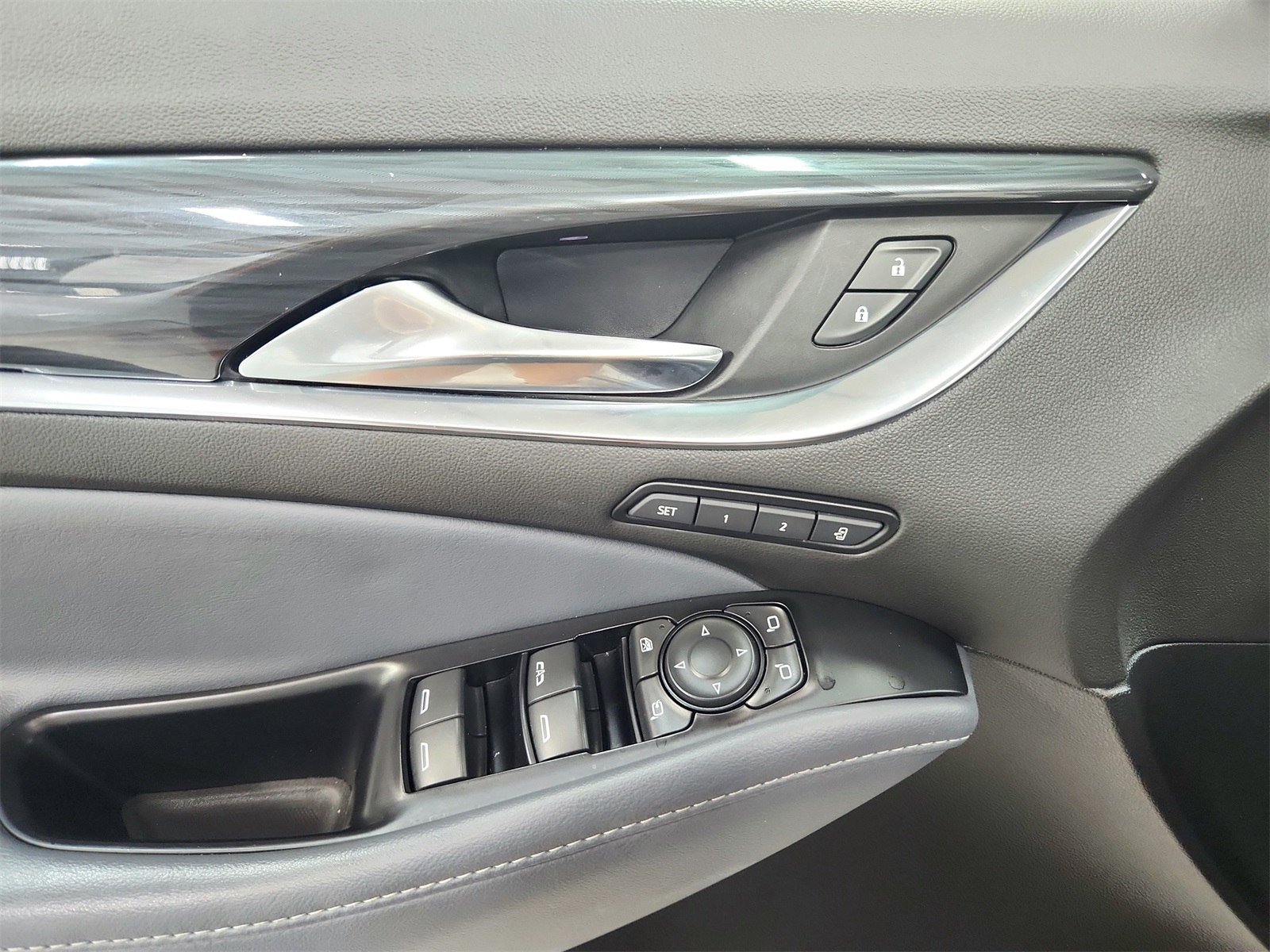 2024 Buick Enclave Premium photo 37