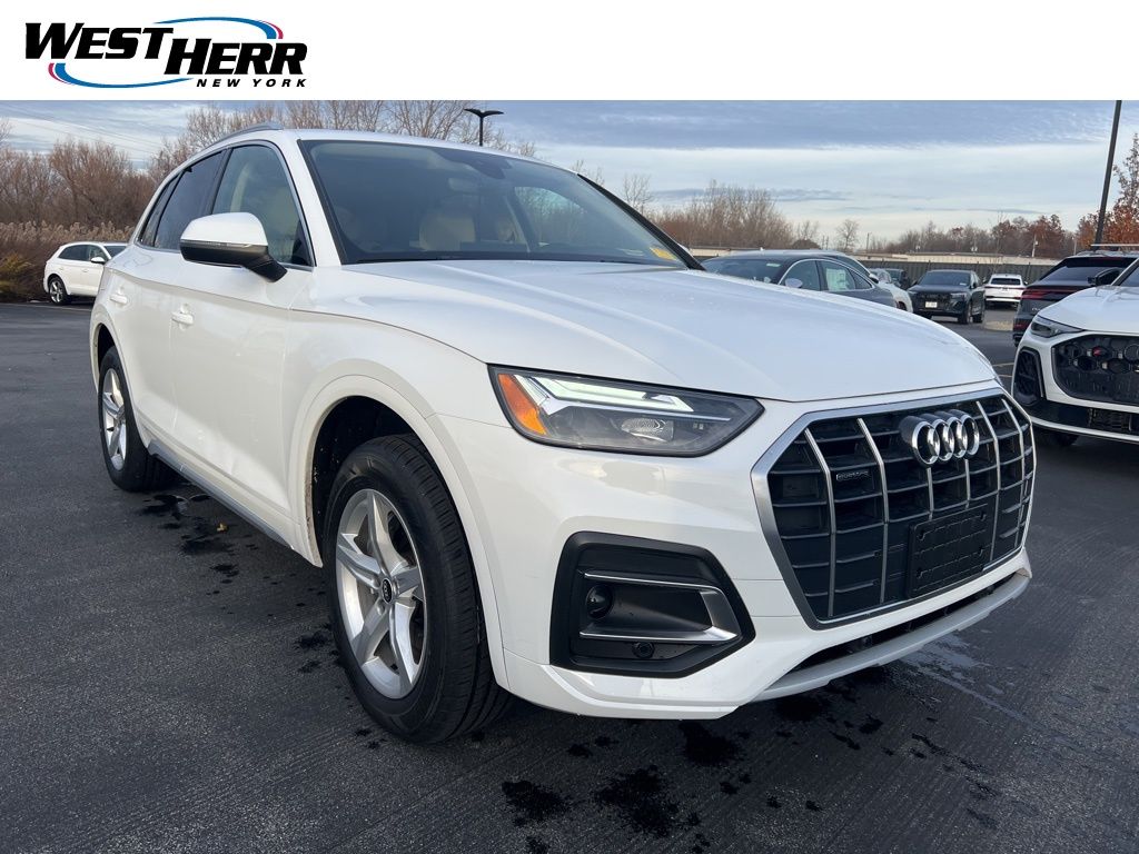 2021 Audi Q5 Premium's photo