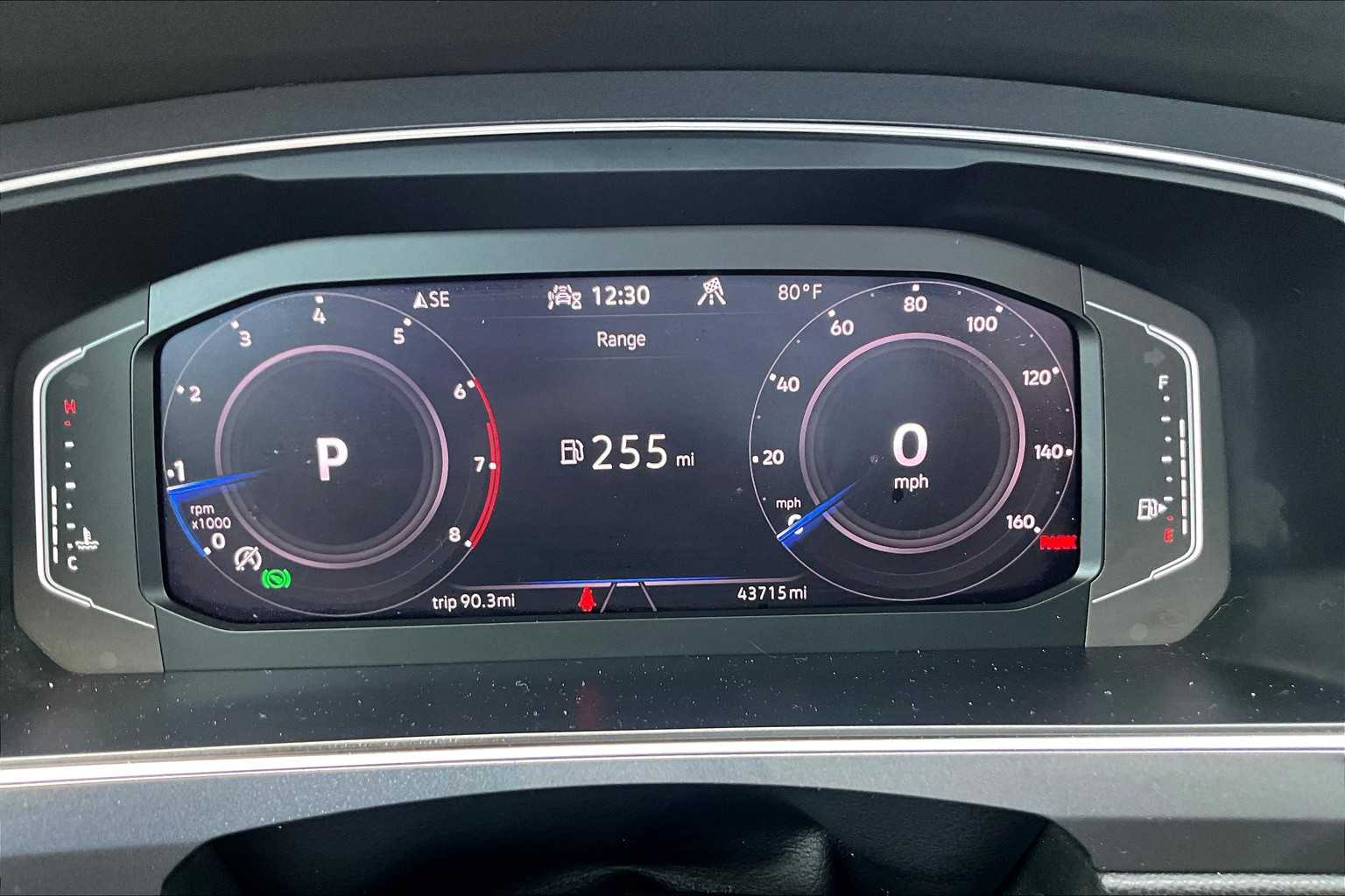2021 Volkswagen Tiguan SEL photo 23
